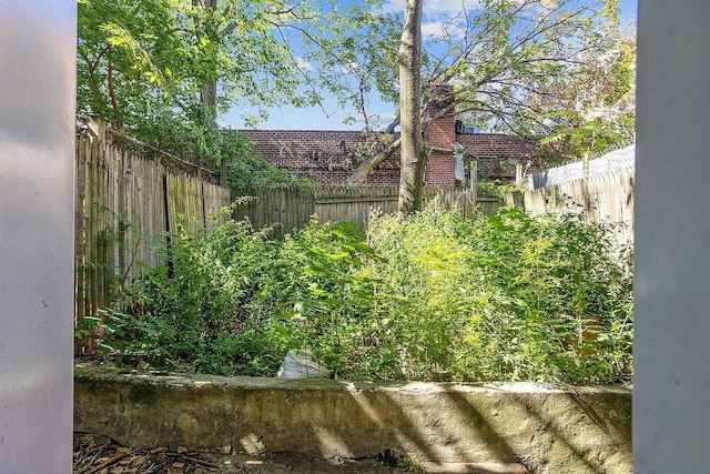 2263 Ryer Ave, Bronx, NY 10457 - view of yard with fence