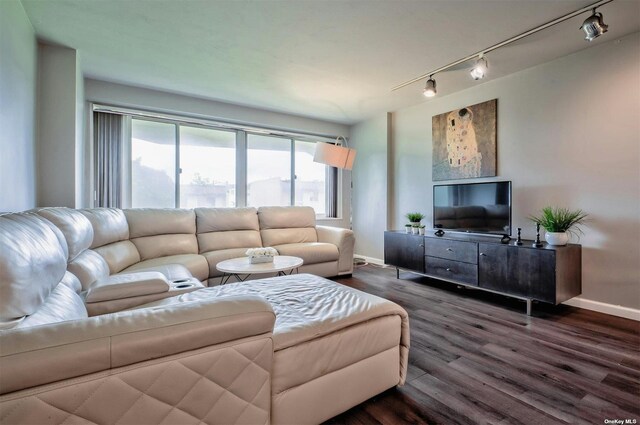 18-15 215th St Unit 1P, Bayside, NY 11360 - photo 4