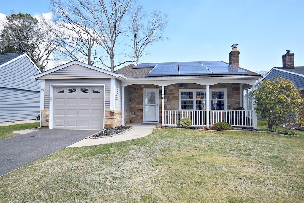 176 Canterbury Dr, Ridge, NY 11961 - photo 1