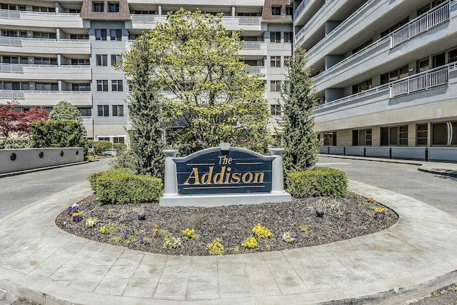 100 Harbor View Dr Unit 249, Port Washington, NY 11050 - view of community sign