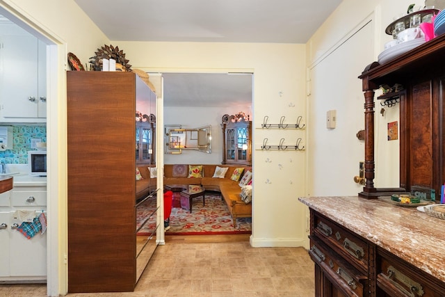 139-15 83rd Ave Unit 726, Briarwood, NY 11435 - photo 5