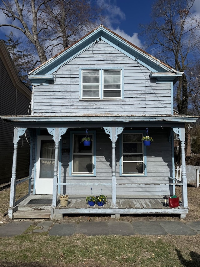 10 N Franklin St, Athens, NY 12015 - view of front facade featuring a porch