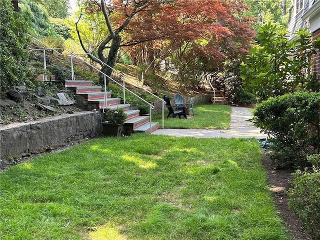 30 Appleton Pl, Dobbs Ferry, NY 10522 - view of green lawn featuring stairway