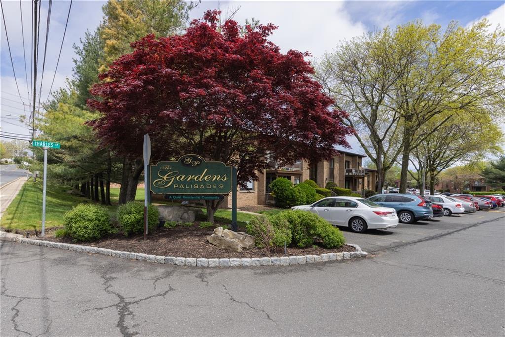 5 Charles Ln Unit 2C, Pomona, NY 10970 - community / neighborhood sign with uncovered parking