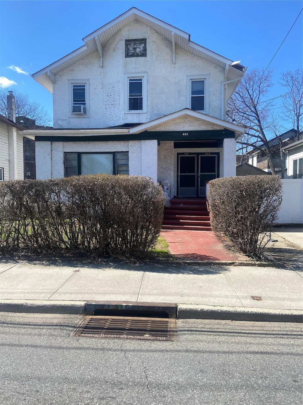 802 Empire Ave, Far Rockaway, NY 11691 - photo 1