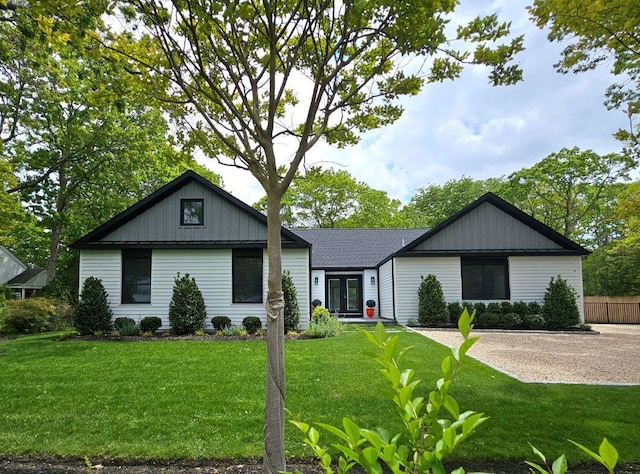 10 Hampton St, Westhampton Beach, NY 11978 - view of front of property featuring french doors