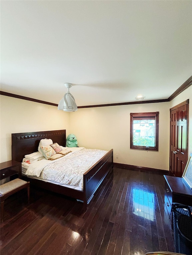 300 Ellen Pl, Oyster Bay, NY 11753 - bedroom featuring baseboards, ornamental molding, and hardwood / wood-style floors