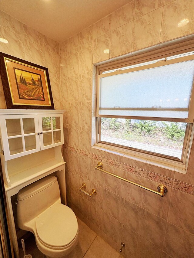 300 Ellen Pl, Oyster Bay, NY 11753 - bathroom with tile walls and a wealth of natural light