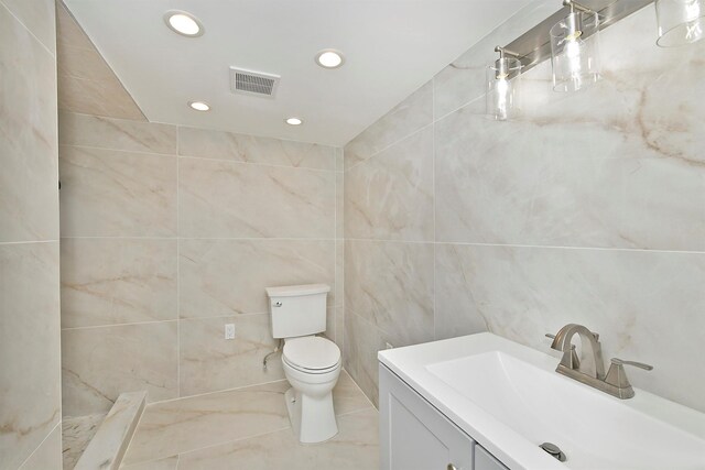 5 Shadywood Ct, Huntington, NY 11743 - photo 9