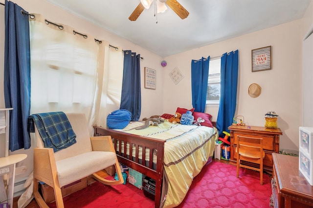 bedroom featuring a ceiling fan