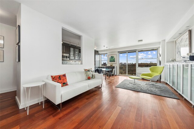 2400 Johnson Ave Unit 10C, Bronx, NY 10463 - photo 3