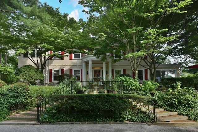 8 Magnolia Dr, Great Neck, NY 11021 - photo 5