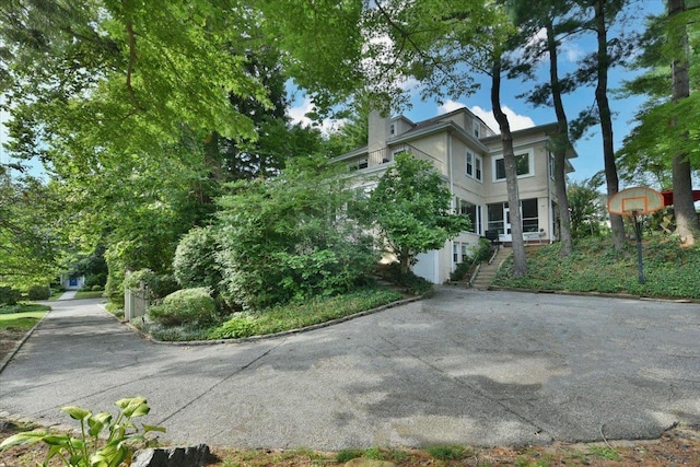 8 Magnolia Dr, Great Neck, NY 11021 - photo 36