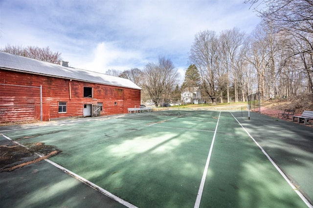 655 Vassar Rd, Poughkeepsie, NY 12603 - view of tennis court