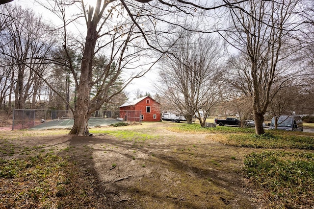 655 Vassar Rd, Poughkeepsie, NY 12603 - view of yard with fence