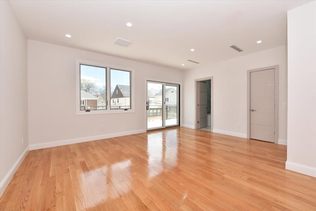 76-47 173rd St, Fresh Meadows, NY 11366 - spare room featuring light wood-style flooring, visible vents, and recessed lighting