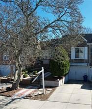 68-10 60th Dr, Maspeth, NY 11378 - photo 2