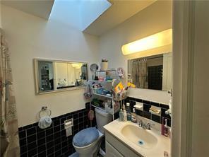68-10 60th Dr, Maspeth, NY 11378 - photo 9