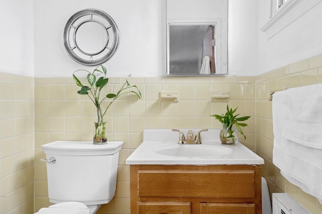 54-30 Kissena Blvd, Flushing, NY 11355 - bathroom featuring tile walls, toilet, and vanity