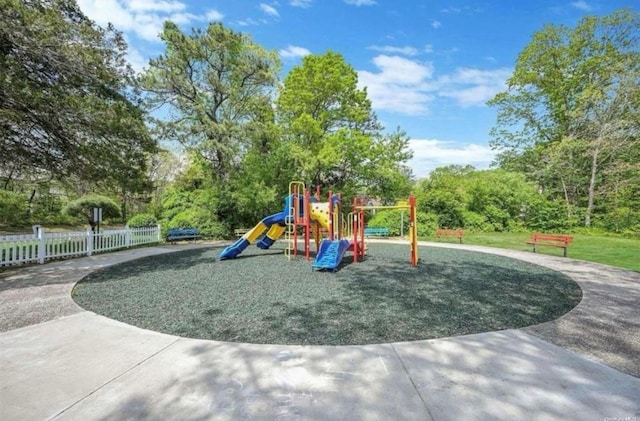 860 Birchwood Rd, Medford, NY 11763 - photo 30