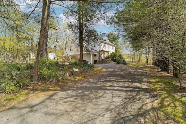 12 Sunset View Dr, West Nyack, NY 10994 - view of road featuring driveway
