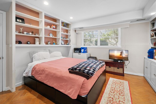 21 Glengary Rd, Croton-On-Hudson, NY 10520 - bedroom with recessed lighting, visible vents, and baseboards
