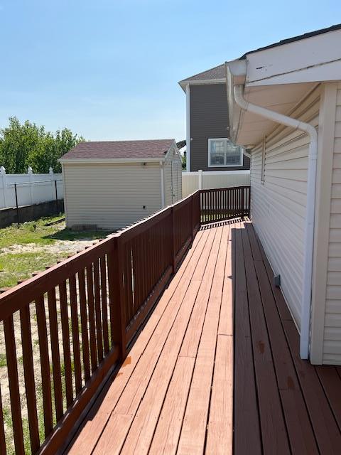 1 E Saltaire Rd, Lindenhurst, NY 11757 - view of wooden terrace