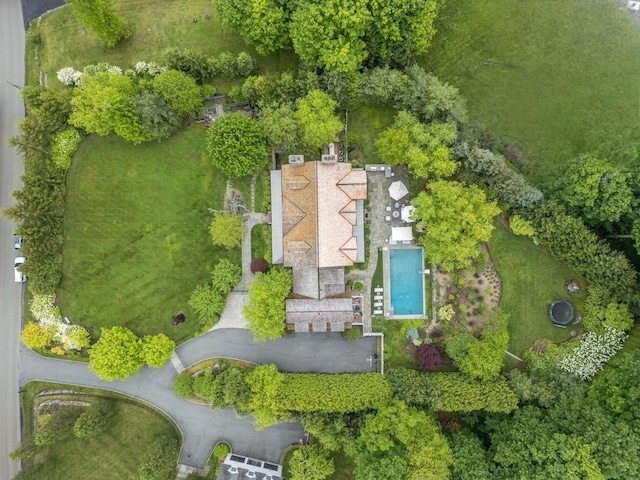 5 Briarcliff Rd, Chappaqua, NY 10514 - bird's eye view of a pool