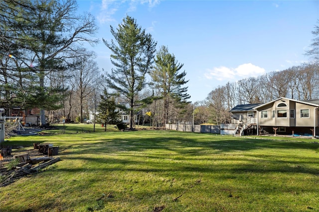 3 Bell Ct, Airmont, NY 10901 - view of yard featuring fence