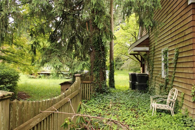 7 Locust Ln, Glen Head, NY 11545 - view of yard