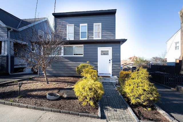 108 Wayne Ave, White Plains, NY 10606 - view of front facade featuring fence