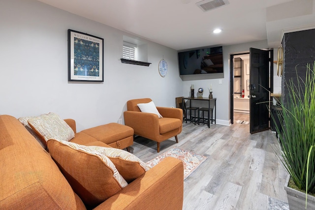 108 Wayne Ave, White Plains, NY 10606 - living room with visible vents, light wood-type flooring, recessed lighting, and baseboards