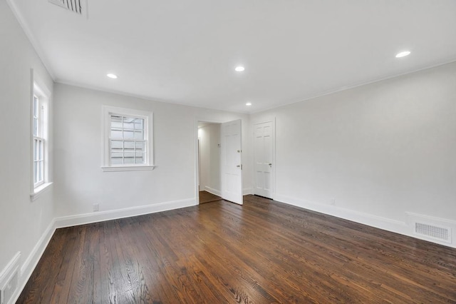 85 Station Rd, Great Neck, NY 11023 - empty room featuring recessed lighting, dark wood-type flooring, baseboards, and visible vents