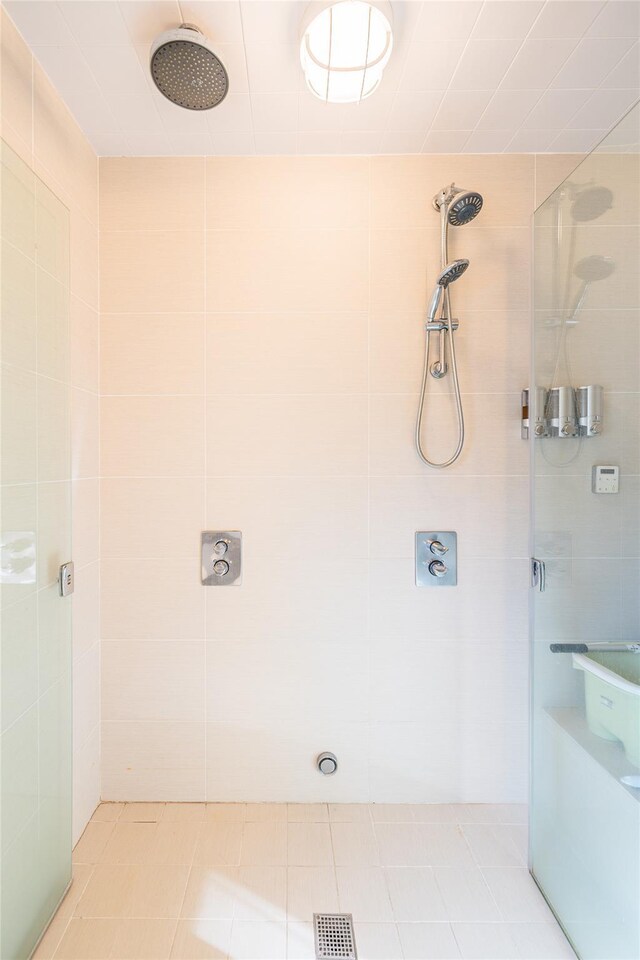 1170 Carlls Straight Path, Dix Hills, NY 11746 - laundry area featuring visible vents