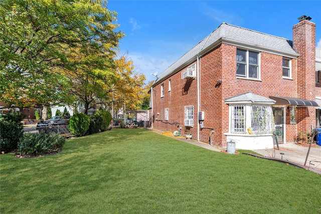 66-05 Garfield Ave, Woodside, NY 11377 - photo 1