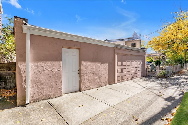 66-05 Garfield Ave, Woodside, NY 11377 - photo 16