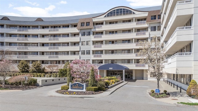 100 Harbor View Dr Unit 230, Port Washington, NY 11050 - view of apartment building / complex