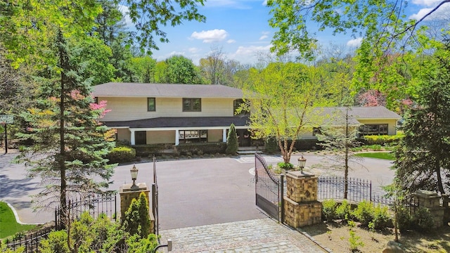 1 Pine Valley Rd, Upper Brookville, NY 11771 - photo 2
