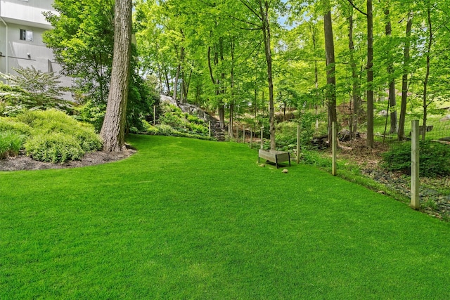 57 Hamilton Dr, Chappaqua, NY 10514 - view of green lawn
