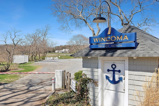 356 Bay Ave, Huntington Bay, NY 11743 - details with fence