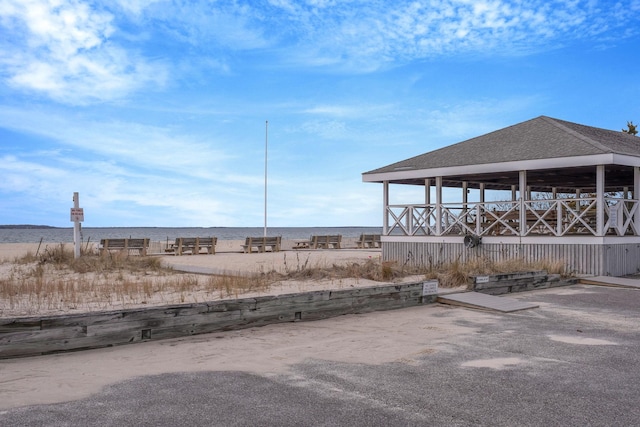 64 Turtle Cove Dr, Southampton, NY 11968 - view of yard