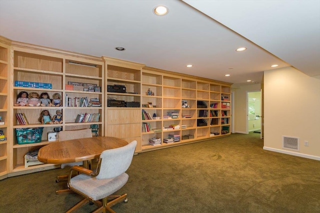 living area with recessed lighting, baseboards, visible vents, and carpet floors
