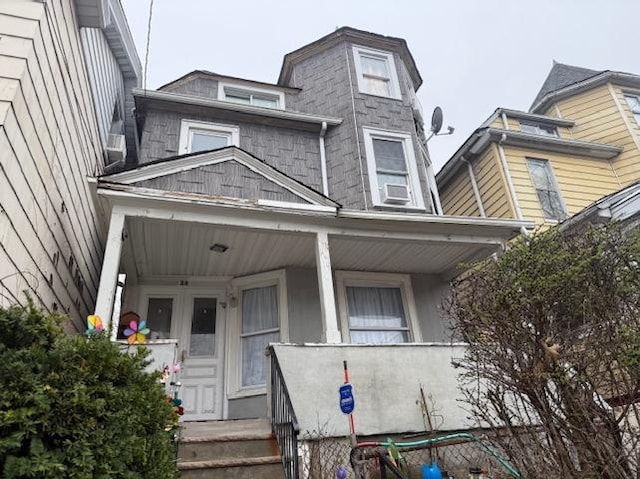 39 N Terrace Ave, Mount Vernon, NY 10550 - photo 1
