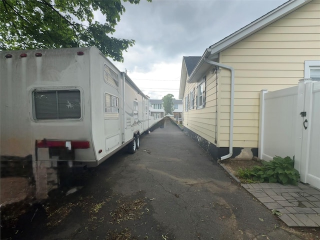 524 Polaris St, North Babylon, NY 11703 - view of road