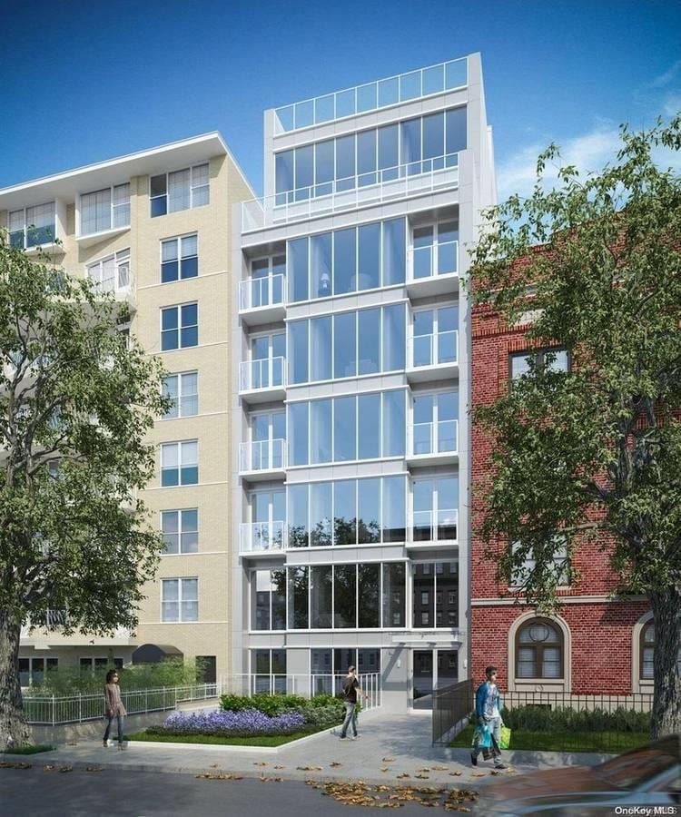 487 Ocean Pkwy, Brooklyn, NY 11218