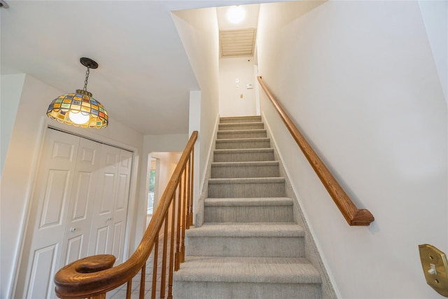 3 Benjamin Ct, Ardsley, NY 10502 - view of staircase
