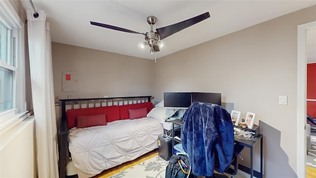 bedroom featuring a ceiling fan