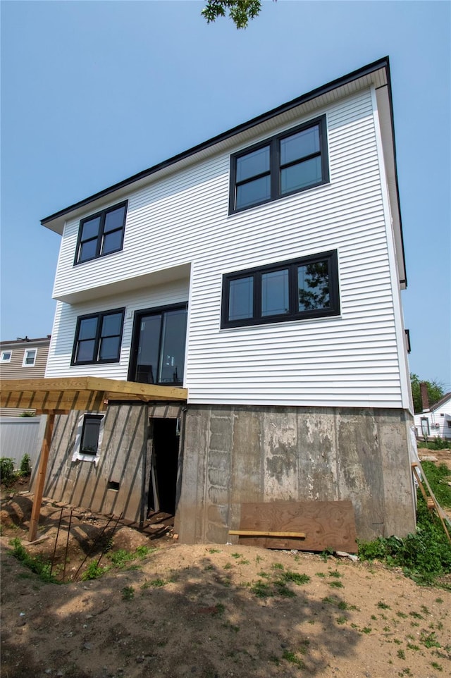 3004 Harbor St, Baldwin Harbor, NY 11510 - back of property