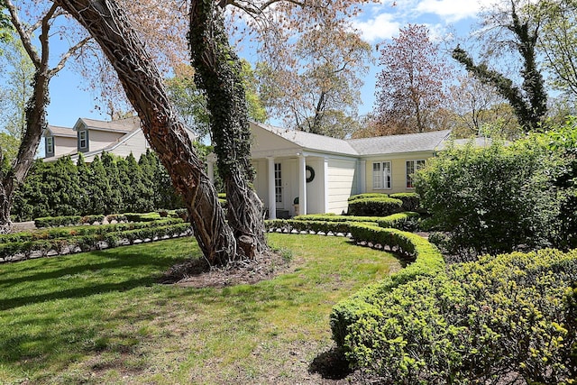 45 Holiday Blvd, Center Moriches, NY 11934 - ranch-style home with a front yard