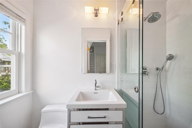 32 Pryer Ln, Larchmont, NY 10538 - full bath with a healthy amount of sunlight, a tile shower, and toilet